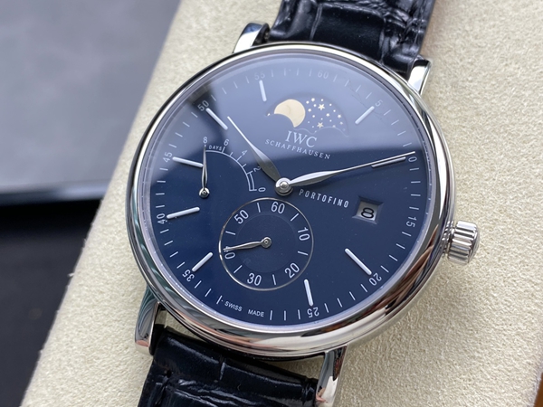 アイ・ダブリュー・シー側面デザイン